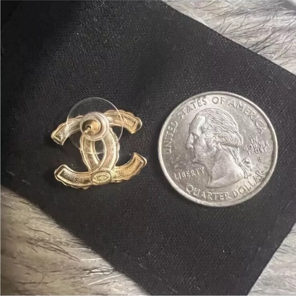 CHANEL Silver Logo Earrings - Picture 5 of 6